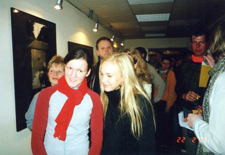 junge weibliche Besucher